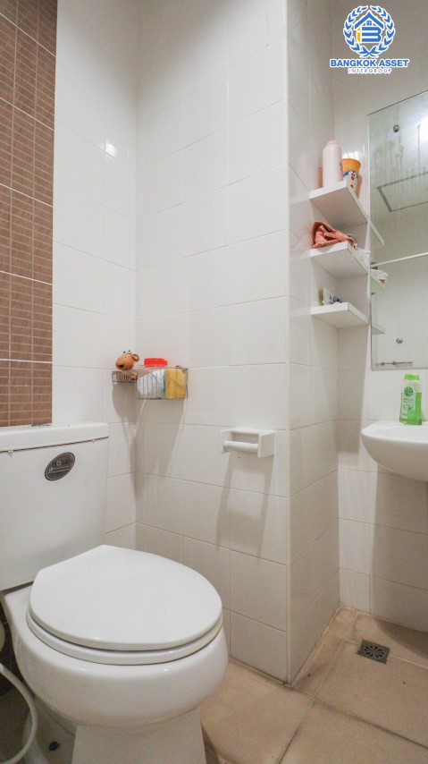 *****ทาวน์เฮ้าส์มือสองย่านนนทบุรี ม.พฤกษาทาวน์เน็กซ์ ติวานนท์-พระราม5 หลังมุม! เนื้อที่มากถึงเกือบ 20 ตร.ว. ฟังก์ชัน 3 ห้องนอน 2 ห้องน้ำ 2 ที่จอดรถ บนทำเลเยี่ยม ติดถนนนครอินทร์ ใกล้ทางด่วน "ศรีรัช" ในราคาสุดคุ้ม!...